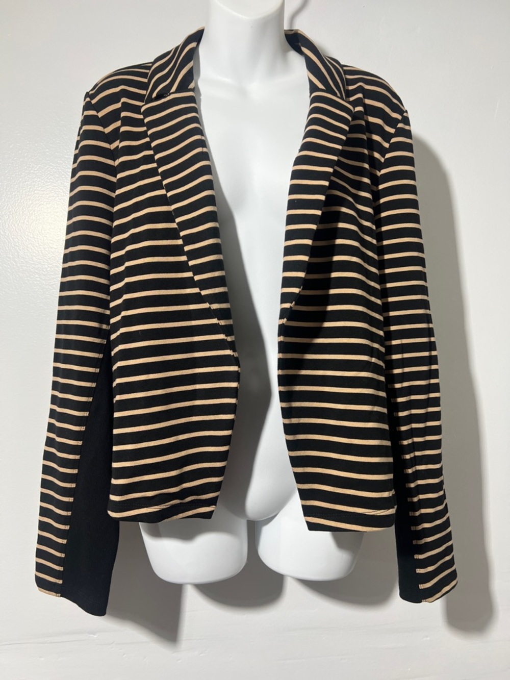 Zenergy by Chico’s Jersey Blazer